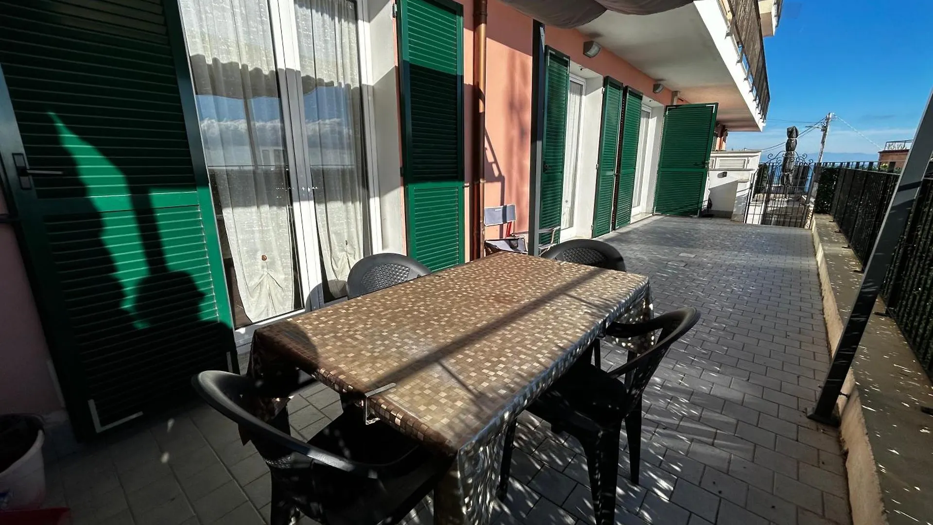 Casa Serge Vista Mare Con Ampio Terrazzo Privato location
