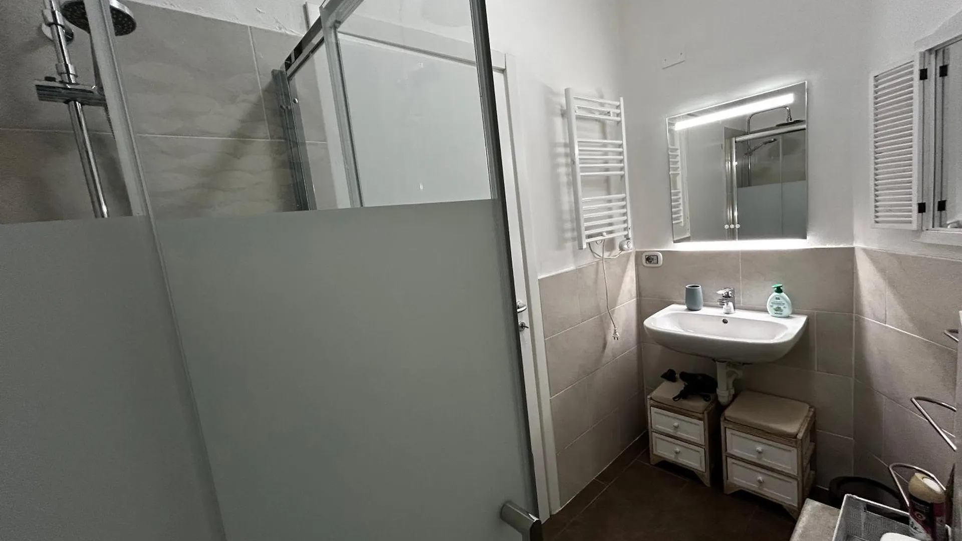 Apartment Casa Serge Vista Mare Con Ampio Terrazzo Privato Bergeggi