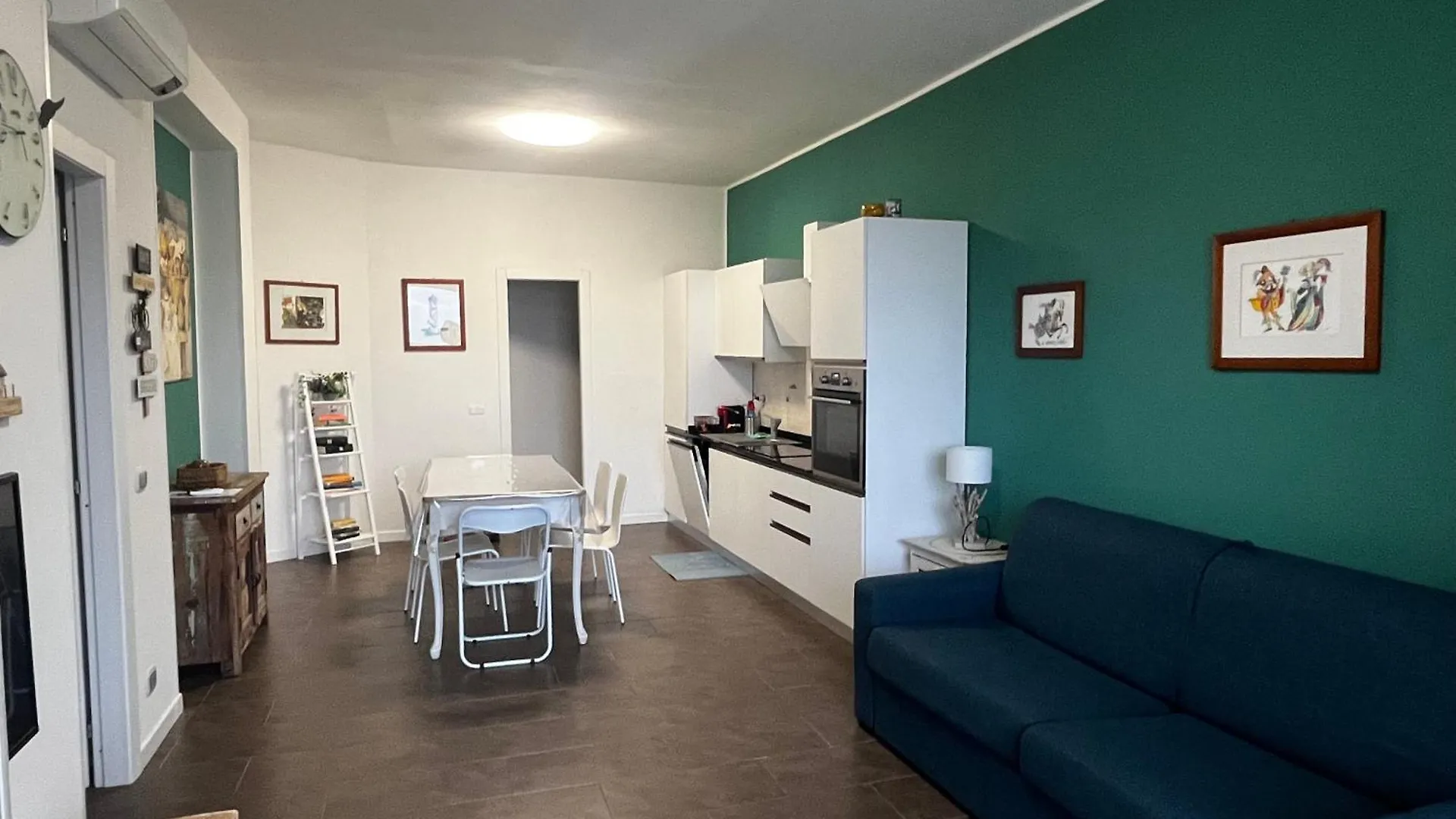 Casa Serge Vista Mare Con Ampio Terrazzo Privato Bergeggi 0*,  Italy